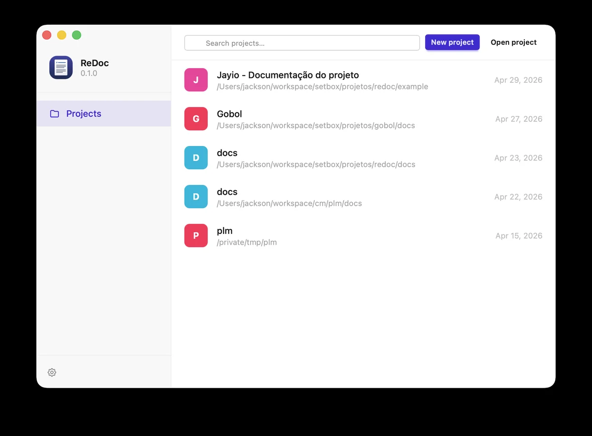 Editor do ReDoc com a árvore de páginas e o documento aberto